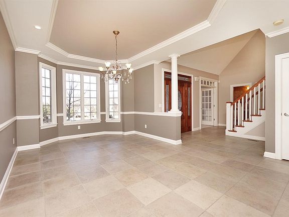 2nd image of 4573 Longwood Ct