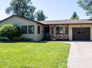 1502 S 17th St, Grand Forks, ND 58201