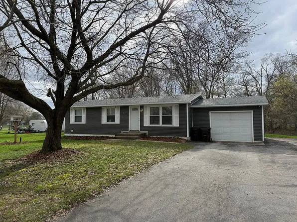 813 Hanson St, Big Rapids, MI 49307