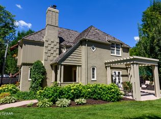 1300 Lincoln Dr, Grand Forks, ND 58201