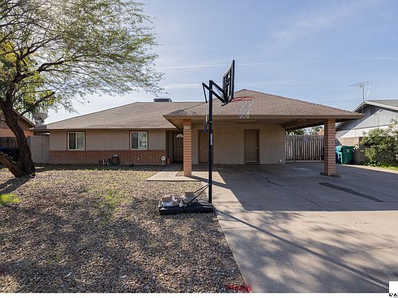 2nd image of 2429 E Juanita Ave