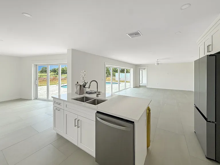 6950 Overlook Dr — Photo 14