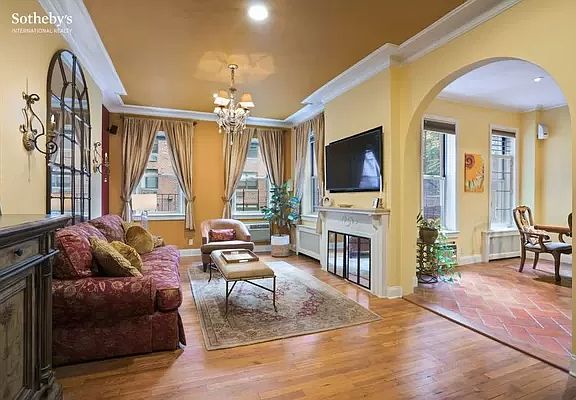 3rd image of 538 E 84th St APT 2D