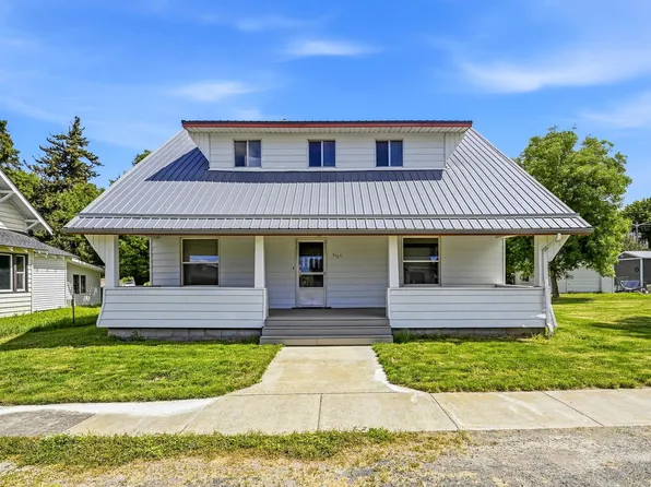 212 C St, Endicott, WA 99125