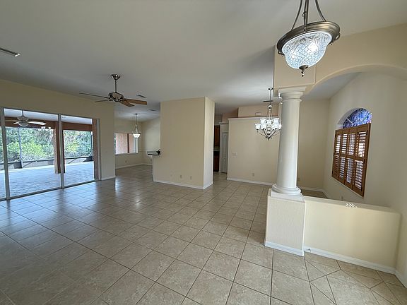 4th image of 4716 Mac Caughey Dr