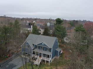 21219 Augusta Dr, Sterling, VA
