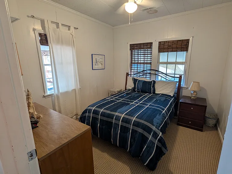 820 E Ashley Ave — Photo 17