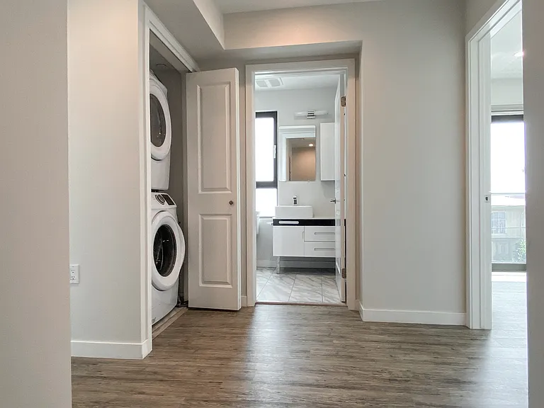 5107 Harold Way #1 — Photo 14