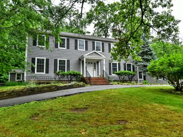 55 George St, Allendale, NJ 07401