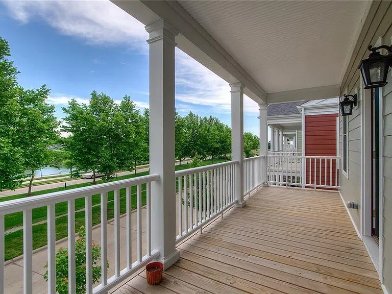 1st Balcony