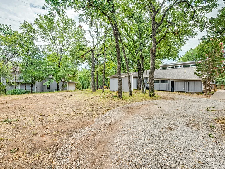 2233 Wood Hollow Rd — Photo 4