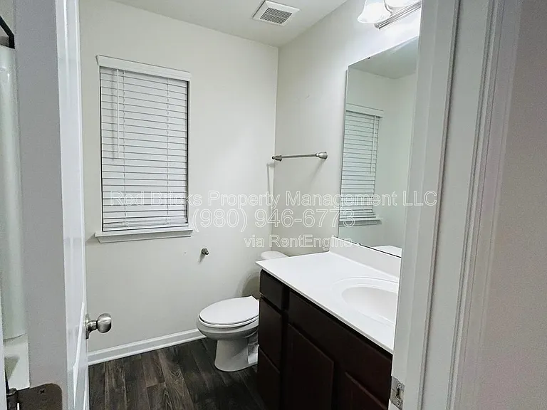 9315 Grand Valley Dr — Photo 27