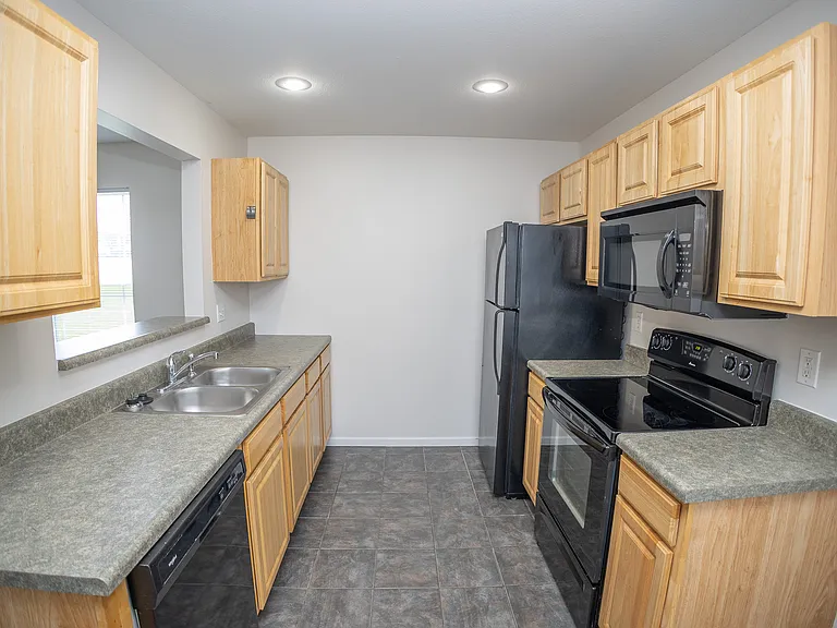 901 Ashley Dr #A — Photo 3