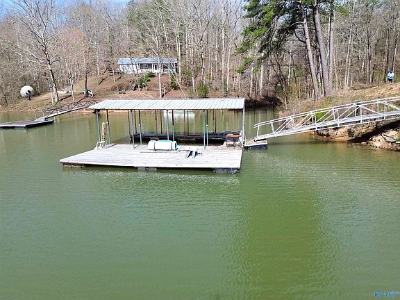 3rd image of 129 Jackson Rd