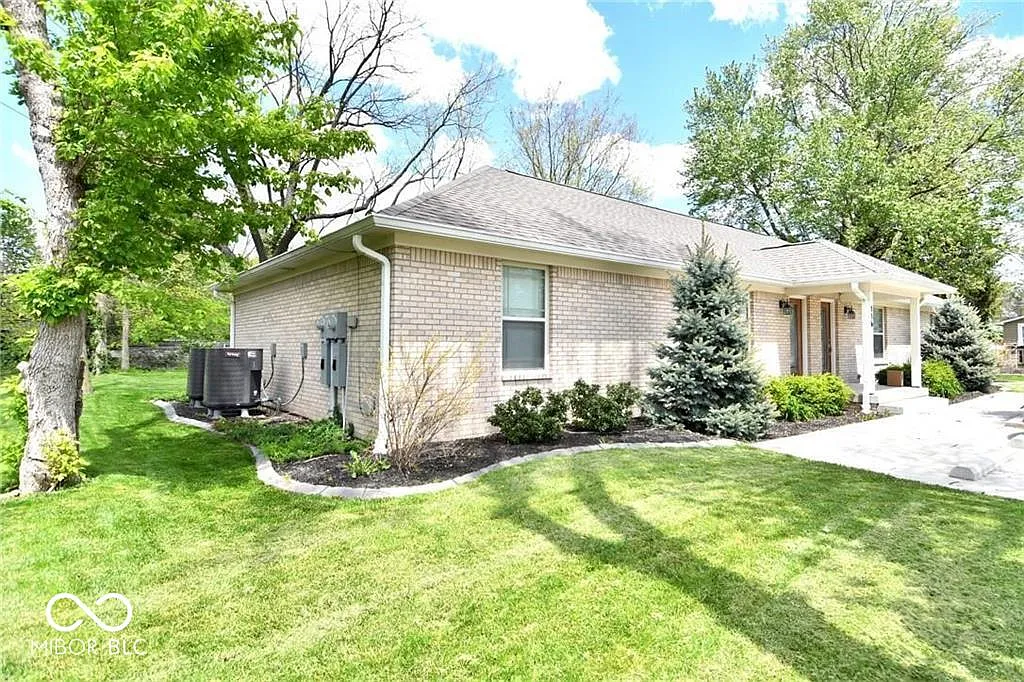 2 bed, 1368 sqft, $1,700 — Photo 3