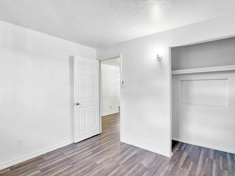 5653 E 28th St #5653 — Photo 11