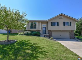12945 Hartman Ave, Omaha, NE 68164