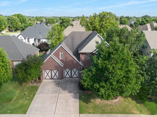 6502 W Hearth Stone Dr, Rogers, AR 72758