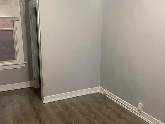 5th image of 2715 Harris Ave #2727-B