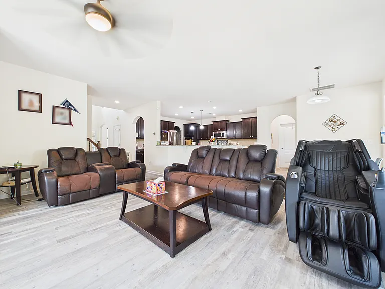 1379 Corey Cabin Ct — Photo 4