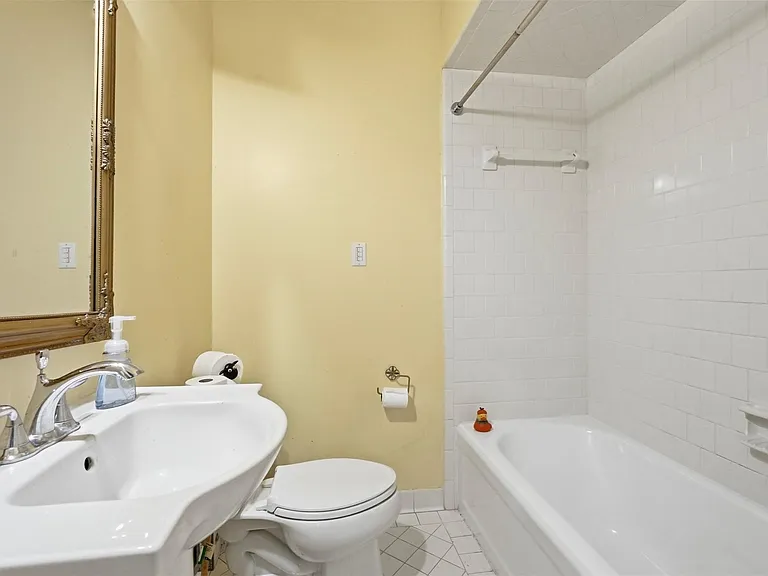3117 Albans Rd — Photo 17