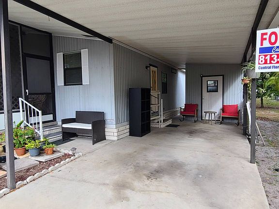 4th image of 10028 Oak Forest Dr