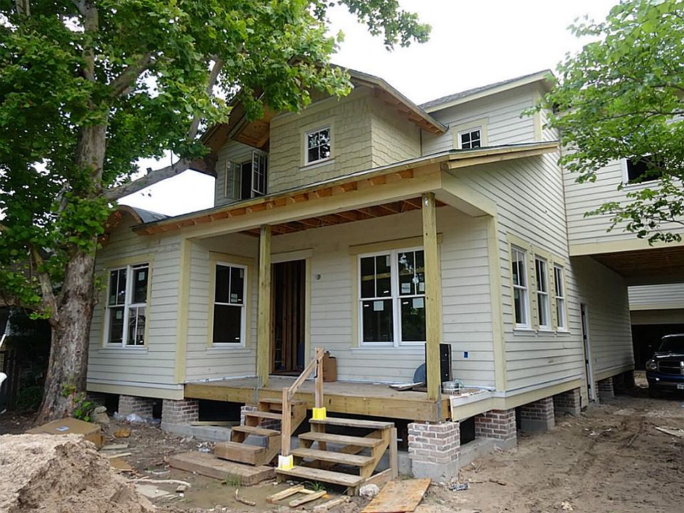 625 E.13th St. in the Houston Heights.