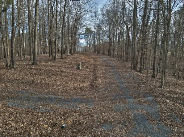 27 Piper Rd, Russell Springs, KY 42642