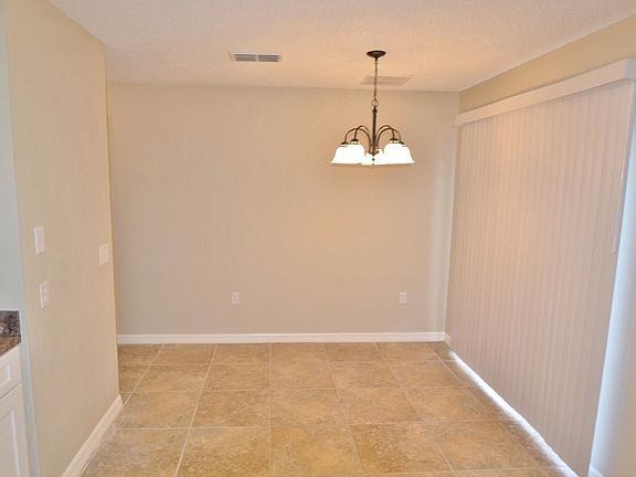 3rd image of 852 Rollins Dr
