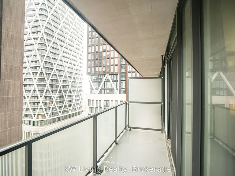 426 University Ave #1206 — Photo 30