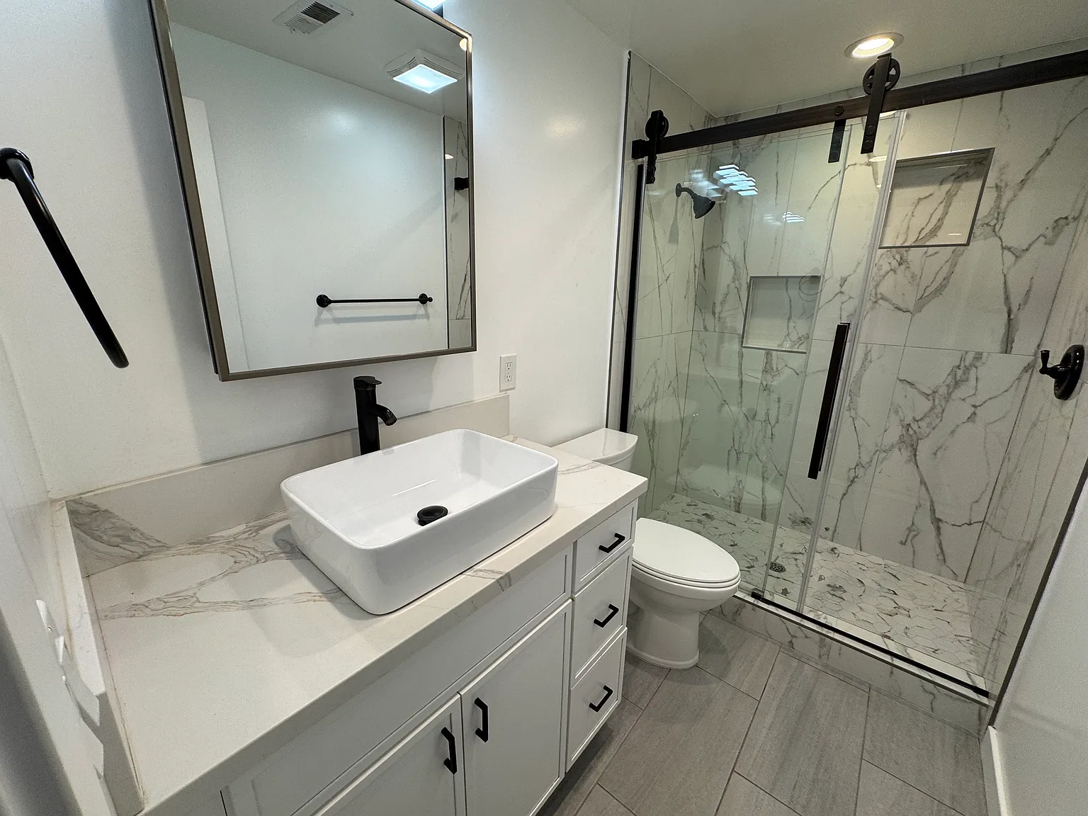 900 La Rueda Dr — Photo 4