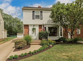 4331 Baintree Rd, University Heights, OH 44118