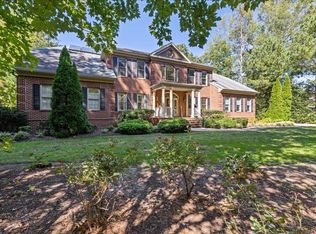 1013 Harris Rd, Virginia Beach, VA 23452