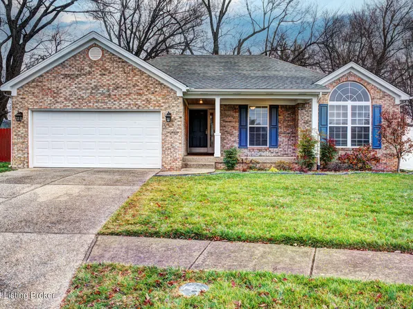 9010 Holly Village Ct, Lyndon, KY 40242