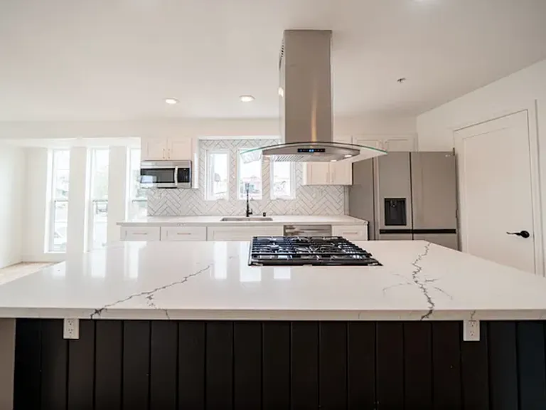 4586 Hamilton St #A — Photo 3