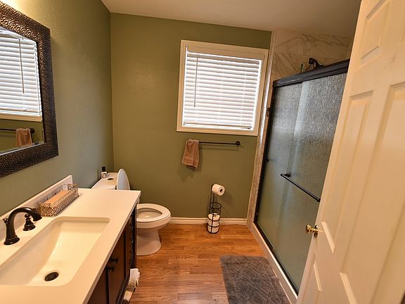 4th image of 207 E Wallace St