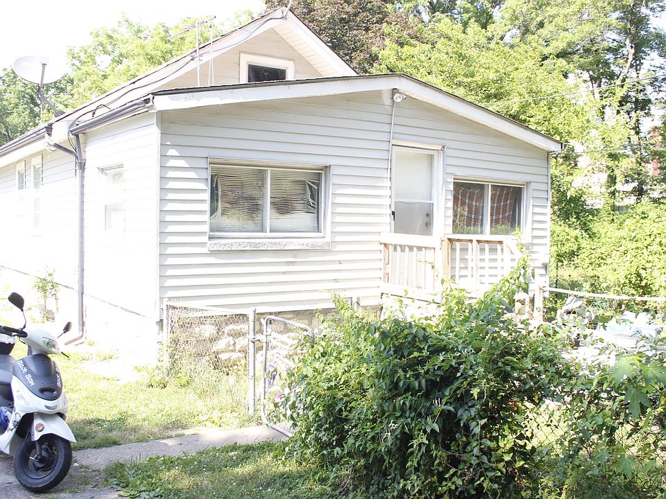 2nd image of 3617 E 61st St