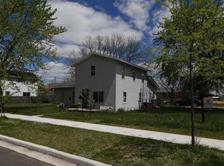2325-2327 East Ave, Stevens Pt, WI 54481