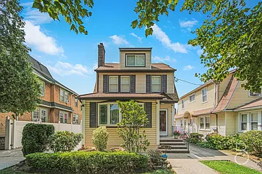 38-22 Clearview Expressway