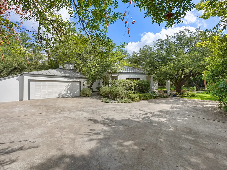 306 Pleasant Dr — Photo 22