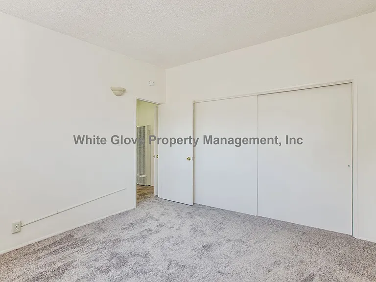 526 W. Chestnut St. — Photo 9