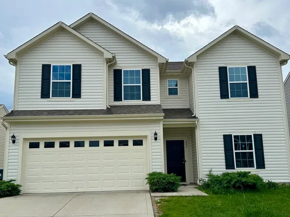 837 Sommersweet Run, Greenwood, IN 46143