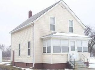 1530 Locust St, Jackson, MI 49203