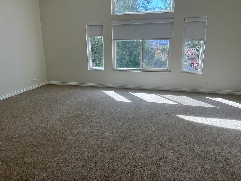 15464 Borges Dr — Photo 11
