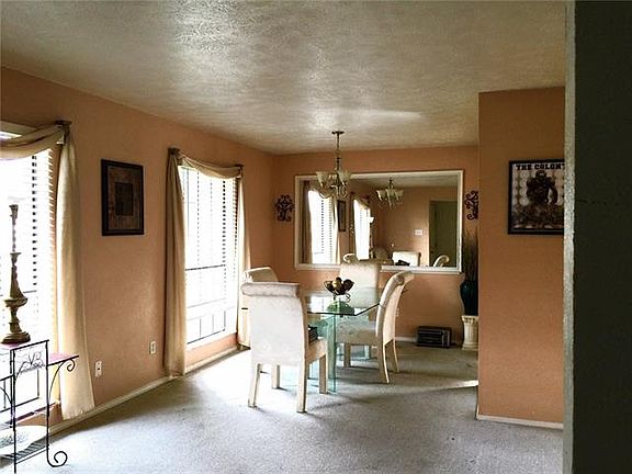 4th image of 5020 Nash Dr