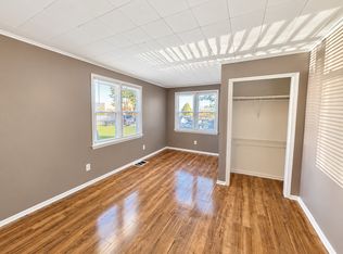 23525 W Briar Ter, Antioch, IL 60002