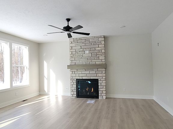 5th image of 1401 Kimber Dr SE #107