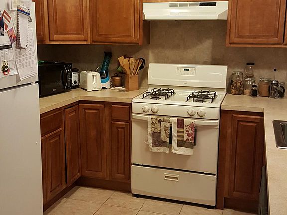 5th image of 904 N 5th St #208