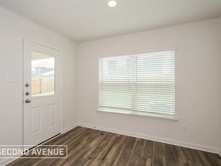 1325 Woodwinds Dr — Photo 8