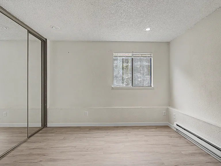 530 Mill Ave S #1 & 2 — Photo 41